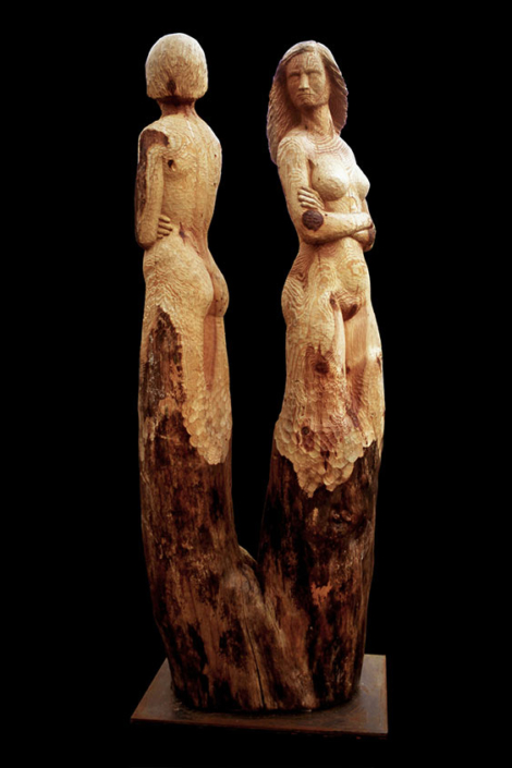 Aus dem selben Holz geschnitzt, 2007, Kiefernzwille, Höhe ca. 2,0m